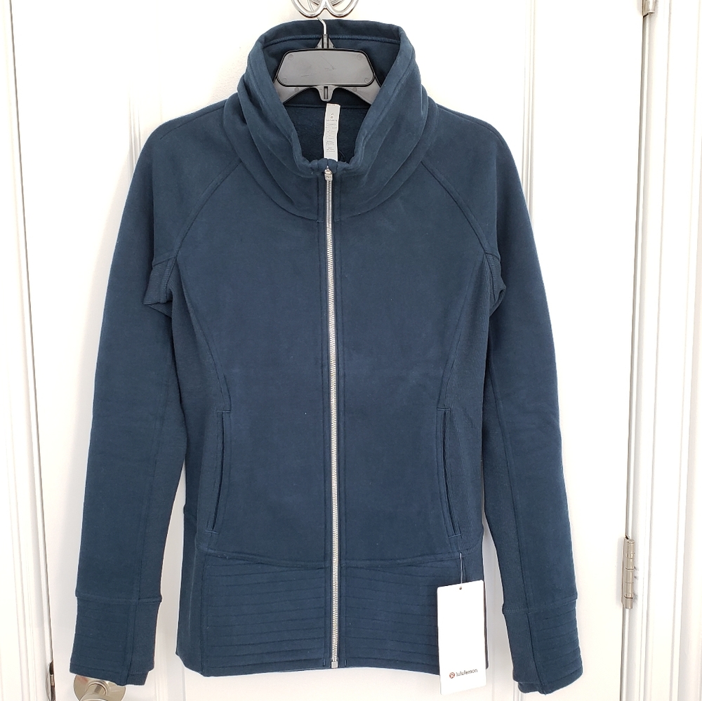 NWT Lululemon radiant jacket - Picture 2 of 6